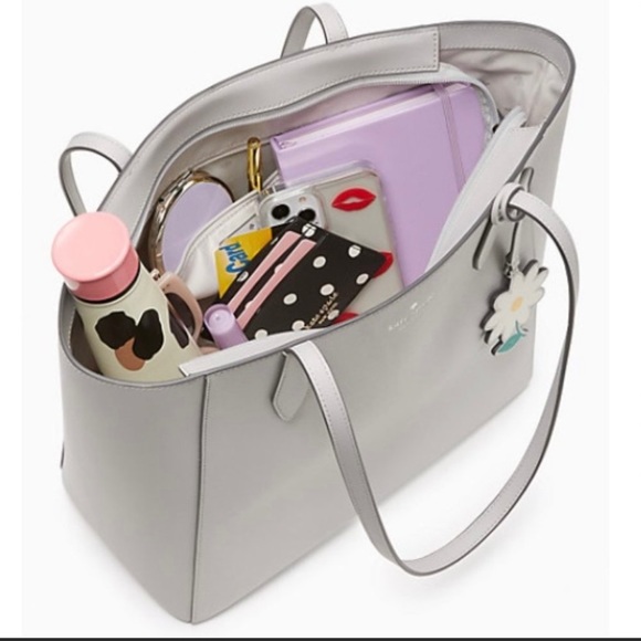 NWT ♠️ Kate Spade ♠️ Platinum gray tote with matching slim bifold wallet - Picture 5 of 6